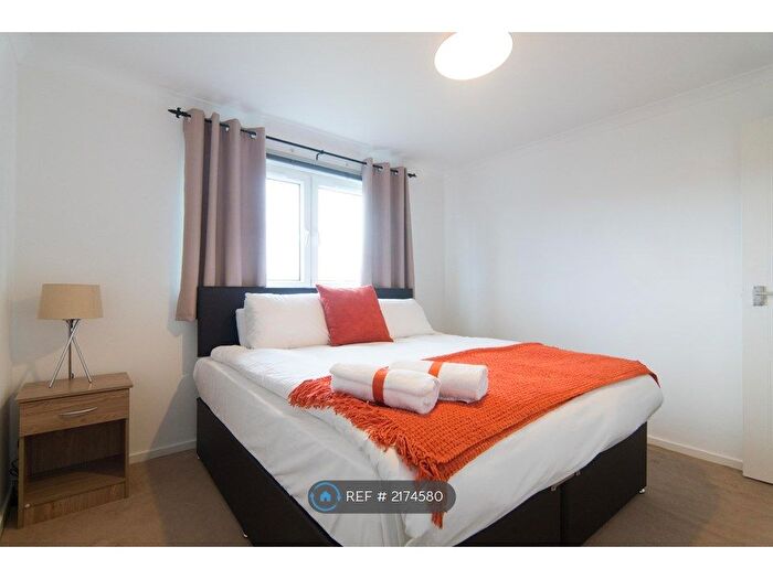 1 Bedroom Flat To Rent In Greer Quadrant, Clydebank, G81