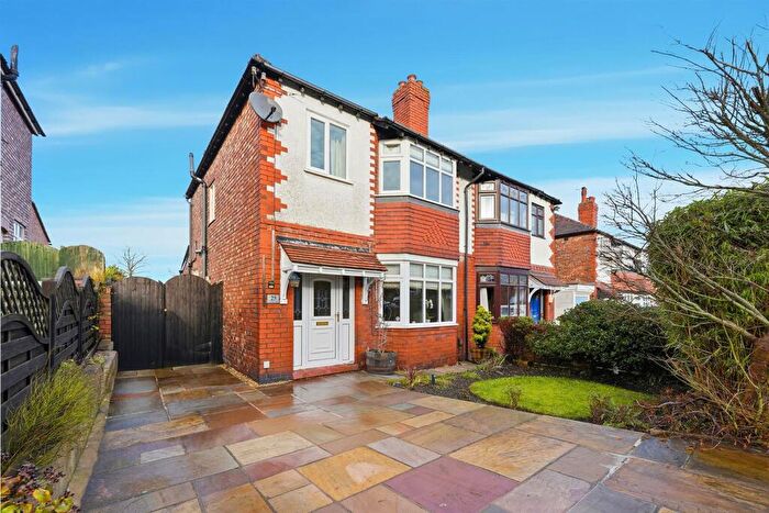 3 Bedroom Semi-Detached House For Sale In Northgate Avenue, Macclesfield, SK10