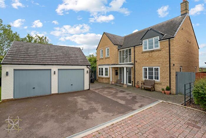 5 Bedroom Detached House For Sale In Woodhull Close, Bredon, Tewkesbury, GL20