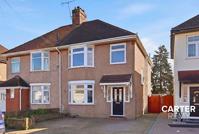 4 Bedroom Semi Detached House For Sale In Balfour Road, Grays, RM17