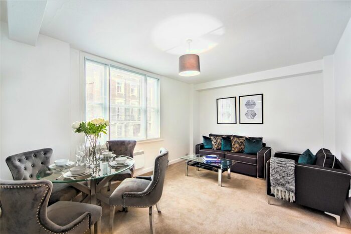 1 Bedroom Flat To Rent In Hill Street, Mayfair, London, W1J
