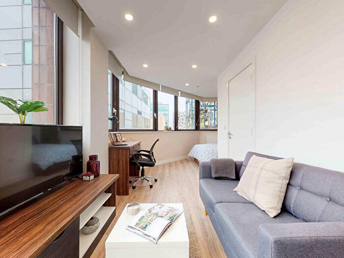 Apartment To Rent In Apollo Residence, Sheffield, S1