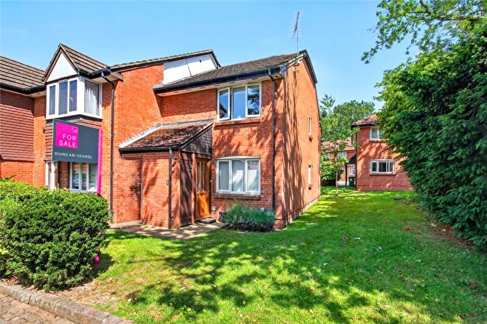 1 Bedroom End Of Terrace House For Sale In Portia Grove, Warfield, Bracknell, Berkshire, RG42