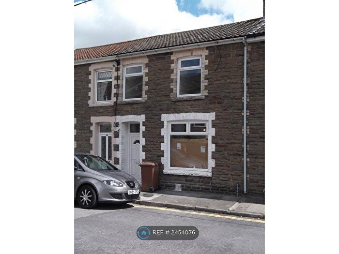 3 Bedroom Terraced House To Rent In Llancayo Street, Bargoed, CF81
