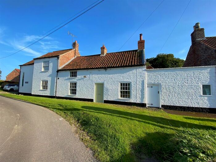 4 Bedroom Detached House For Sale In Harpham, Driffield, YO25