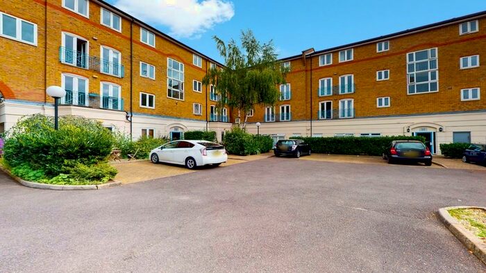 2 Bedroom Apartment To Rent In Fullers Close, Cheshire Street, Shoreditch, E2