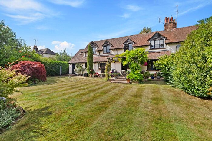 4 Bedroom Semi-Detached House For Sale In Crawley Down Road, Felbridge, RH19