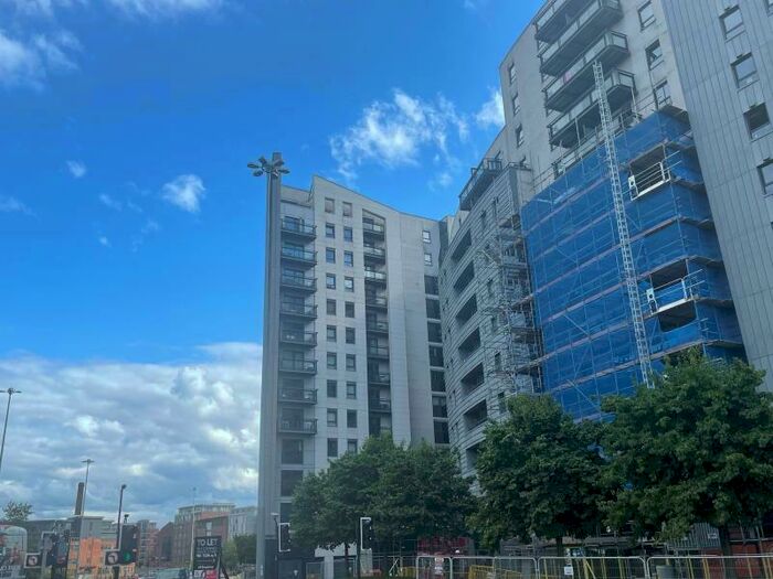 1 Bedroom Apartment To Rent In Gateway East, Leeds City Centre, LS9