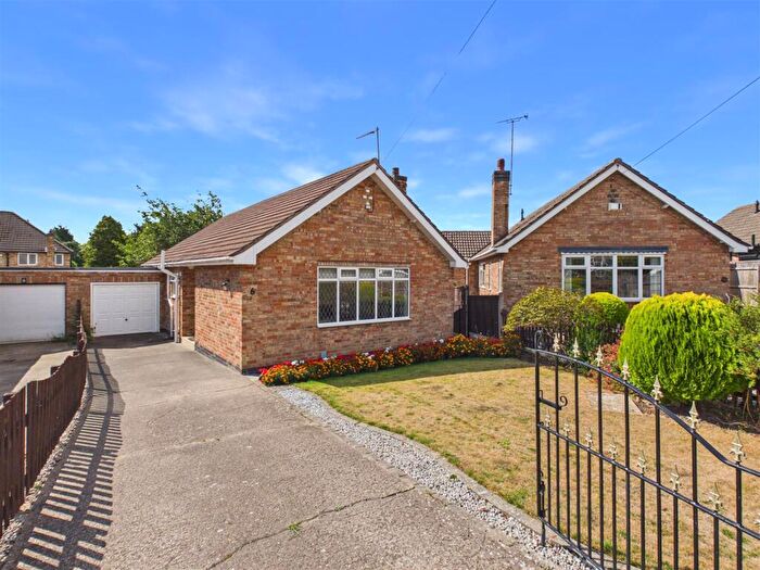 2 Bedroom Detached Bungalow For Sale In Torchil Close, Anlaby, HU10