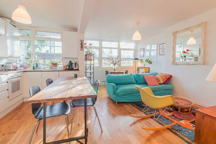 3 Bedroom Apartment To Rent In Old Market Square, London, E2