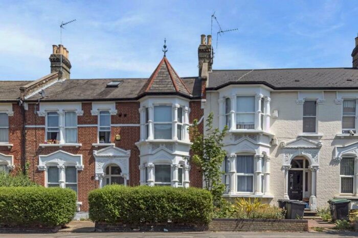 1 Bedroom Flat To Rent In Oakfield Road, London, N4
