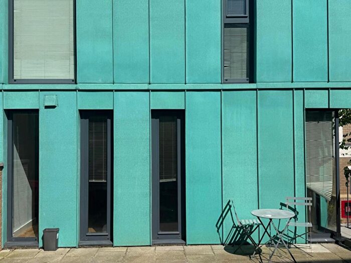 2 Bedroom Flat For Sale In Jacob Street, Verdigris, BS2