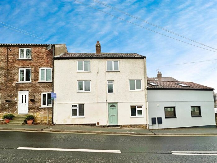 3 Bedroom Terraced House For Sale In Park Row, Knaresborough, HG5