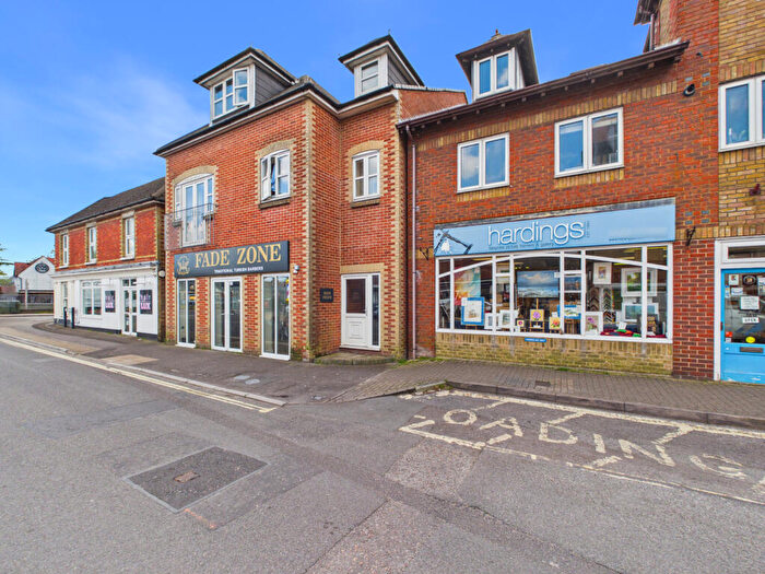 1 Bedroom Flat For Sale In Bank House, Warsash, SO31