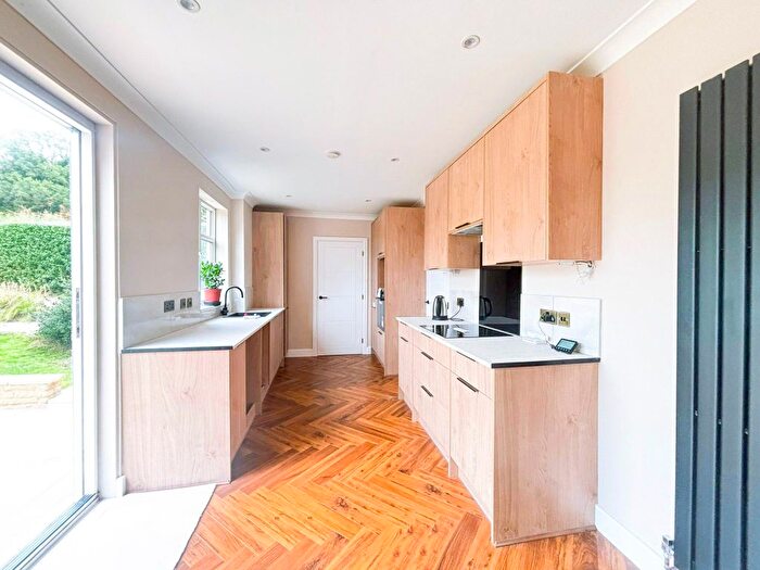 4 Bedroom Semi-Detached House To Rent In Western Avenue, Epping, CM16