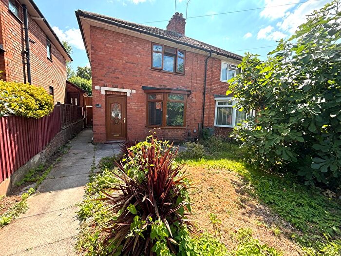3 Bedroom Semi-Detached House To Rent In Lockton Road, Birmingham, B30