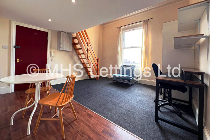 1 Bedroom Apartment To Rent In Flat, Moorland Road, Leeds, LS6