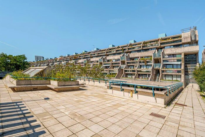 Studio To Rent In Langtry Walk, London, NW8