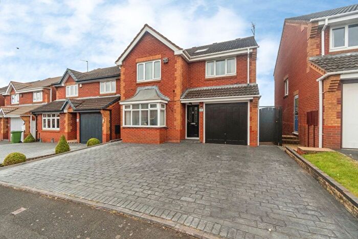 5 Bedroom Detached House For Sale In Clematis Drive, Pendeford, Wolverhampton, WV9