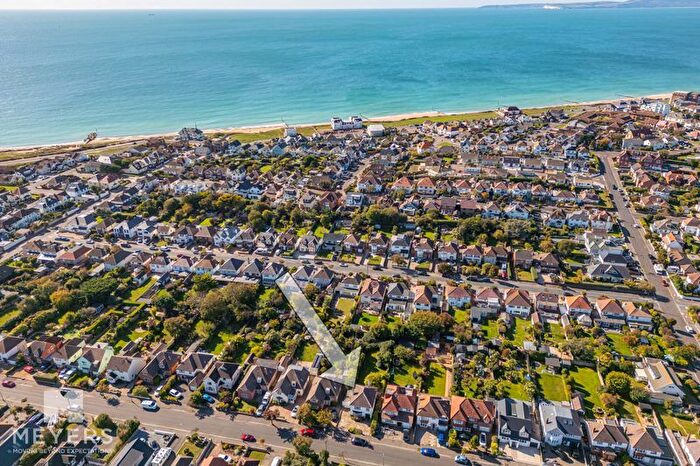 3 Bedroom Detached House For Sale In Baring Road, Southbourne, BH6