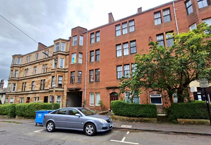 1 Bedroom Flat To Rent In Otago Street, Hillhead, G12