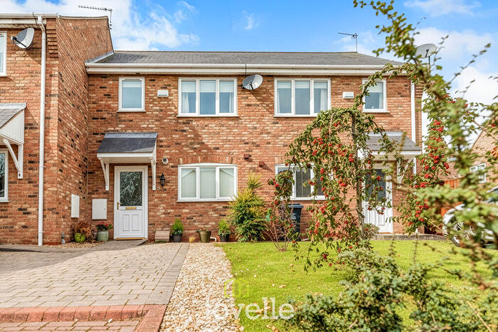 2 Bedroom Terraced House For Sale In Benjamins Walk, Cleethorpes, DN35