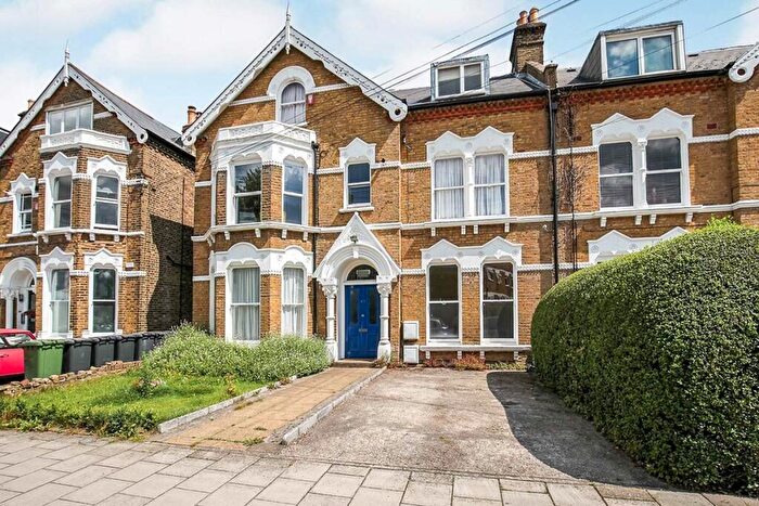 2 Bedroom Apartment For Sale In Sunderland Road, London, SE23