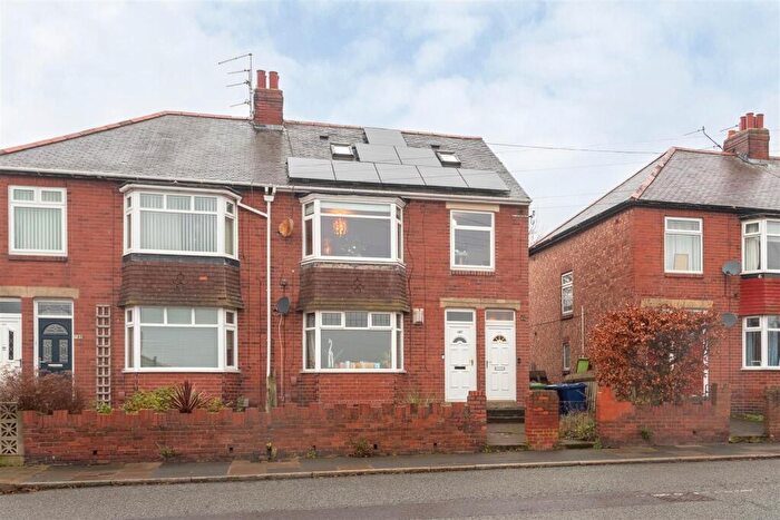 3 Bedroom Maisonette For Sale In Addycombe Terrace, Newcastle Upon Tyne, NE6