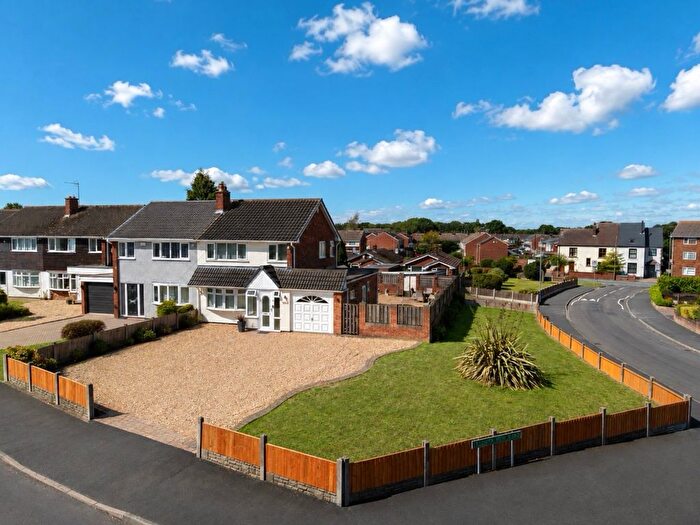 3 Bedroom Semi Detached House For Sale In Tower View Road, Great Wyrley, Walsall, WS6