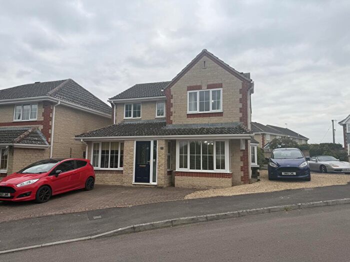 4 Bedroom Detached House For Sale In Forge Fields, Lydiard Millicent, SN5