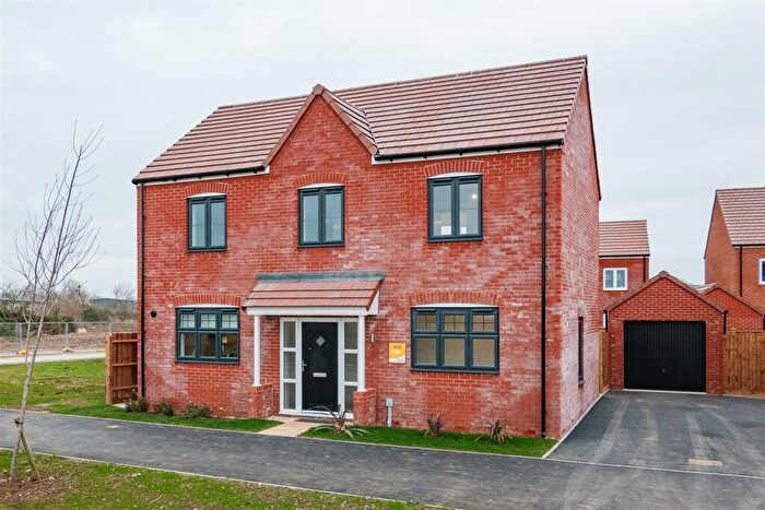 4 Bedroom Detached House To Rent In Hunts Grove, Hardwick, Gloucester, GL2