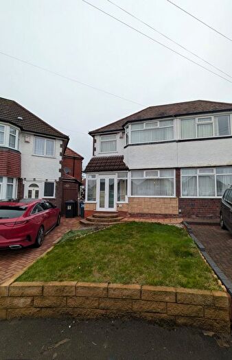 4 Bedroom Semi Detached House For Sale In Deepdale Avenue, Birmingham, West Midlands, B26