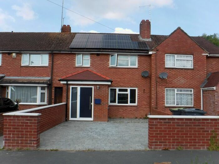 3 Bedroom Terraced House To Rent In Ramsdale Avenue, Havant, PO9