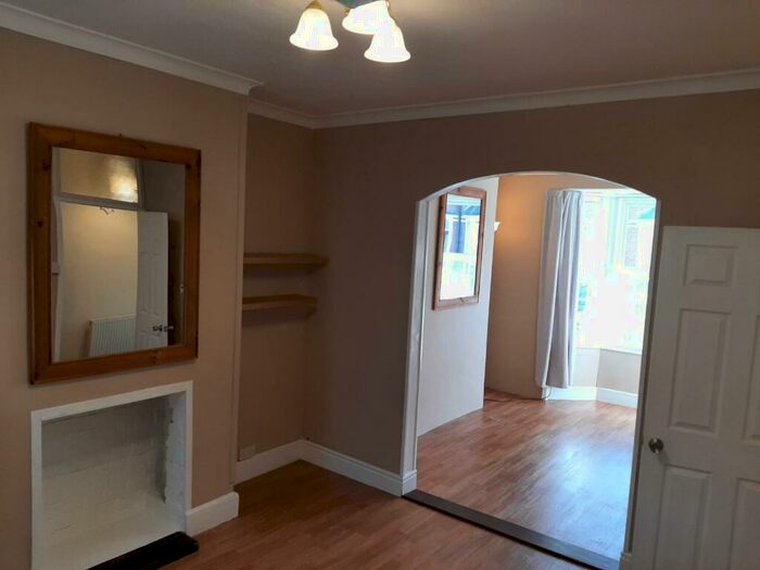 2 Bedroom Terraced House To Rent In Manor Road, Exeter, EX4