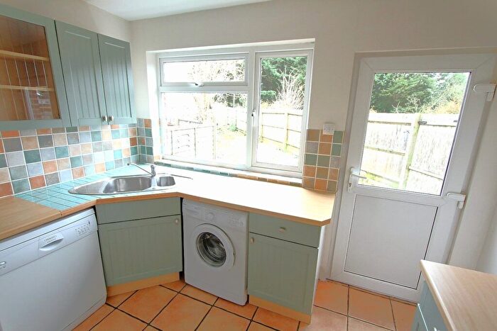 2 Bedroom Terraced House To Rent In West Street, Banbury, Oxon, OX16