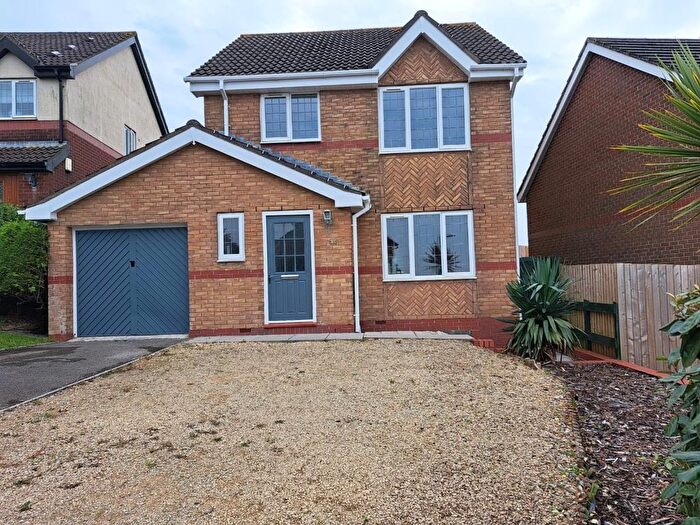 3 Bedroom Detached House To Rent In Llwyn Helig, Kenfig Hill, Bridgend, CF33
