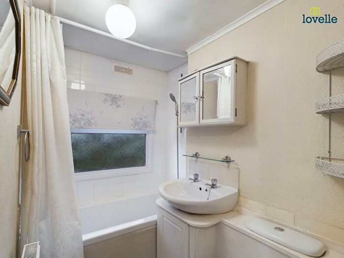 1 Bedroom Mobile/park Home To Rent In Wold View, Binbrook, LN8