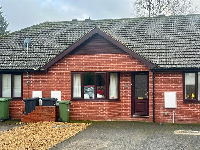 2 Bedroom Bungalow For Sale In Queens Hill Gardens, Hereford, HR4