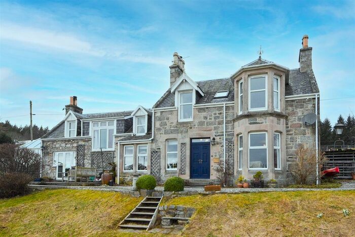 4 Bedroom Detached House For Sale In Skye Of Curr Road, Dulnain Bridge, Grantown-On-Spey, PH26