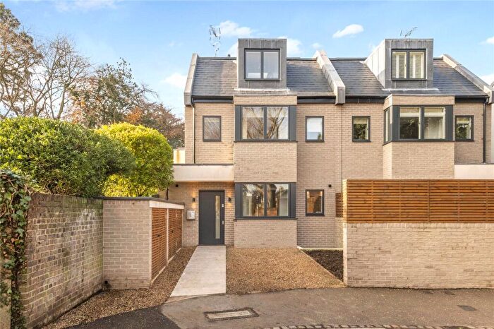 5 Bedroom Semi-Detached House To Rent In Derby Road, East Sheen, SW14