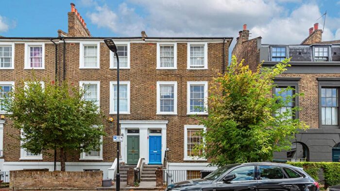 1 Bedroom Flat For Sale In Flat B, Lenthall Road, Hackney, London, E8
