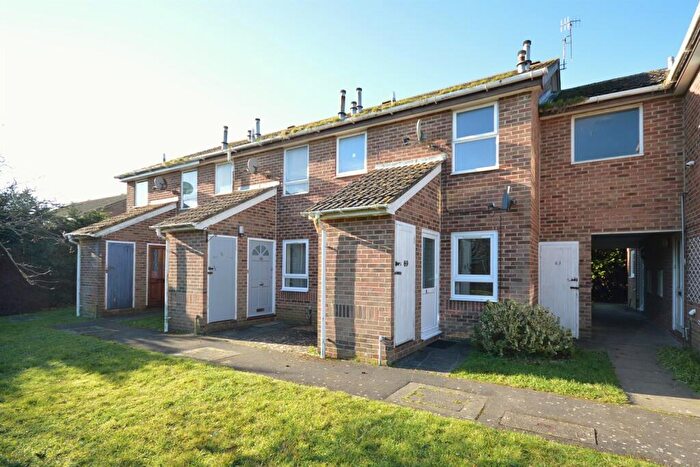 1 Bedroom Flat To Rent In Kensington Road, Chichester, PO19