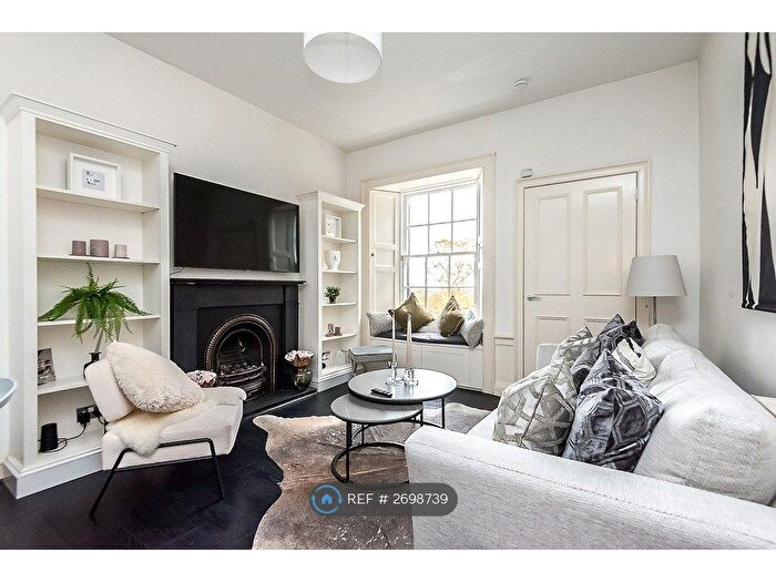 2 Bedroom Flat To Rent In Howe Street, Edinburgh, EH3