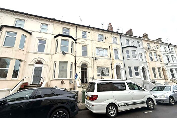 1 Bedroom Flat To Rent In Waverley Grove, Portsmouth, Portsmouth, Southsea, PO4