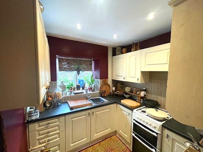 2 Bedroom Cottage For Sale In High Street, Mansfield Woodhouse, NG19