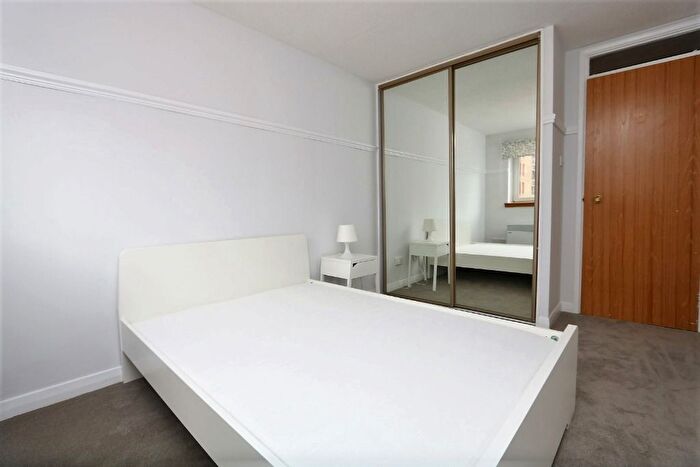 1 Bedroom Flat To Rent In Yorkhill Street, Glasgow, G3