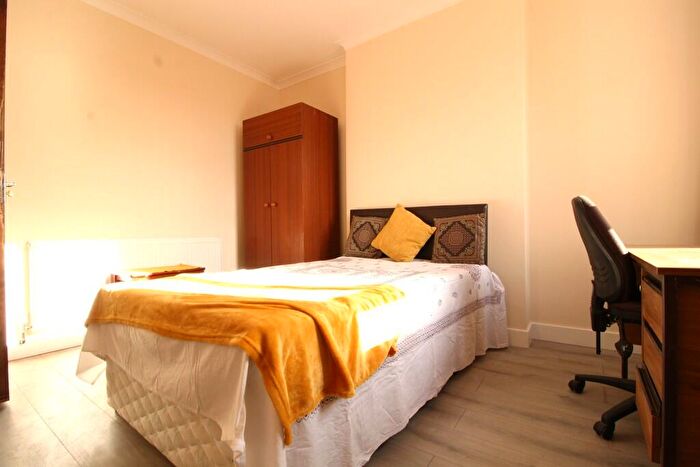 1 Bedroom Apartment To Rent In Metchley Lane, Harborne, B17