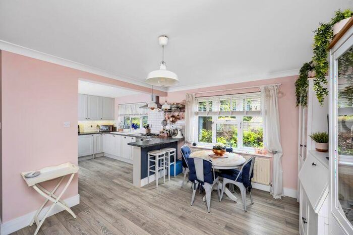 2 Bedroom Terraced House For Sale In East Horsley, KT24