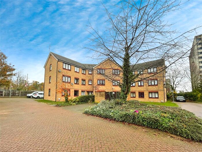 2 Bedroom Apartment For Sale In Turnors, Harlow, Essex, CM20