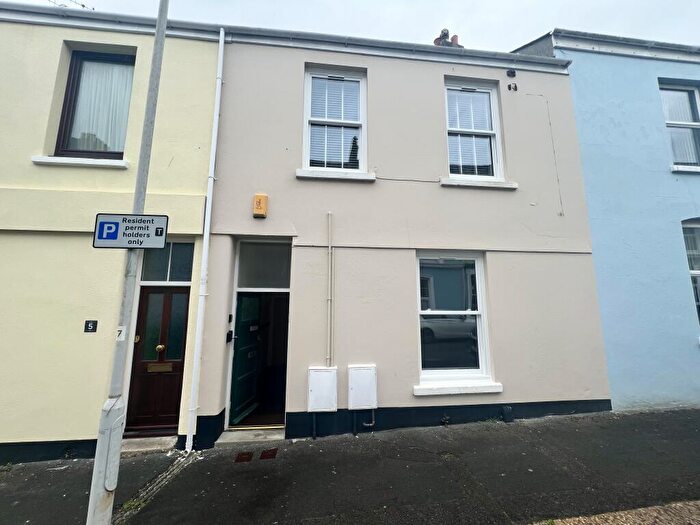 3 Bedroom Terraced House For Sale In Admiralty Street, Stonehouse, Plymouth, Devon, PL1